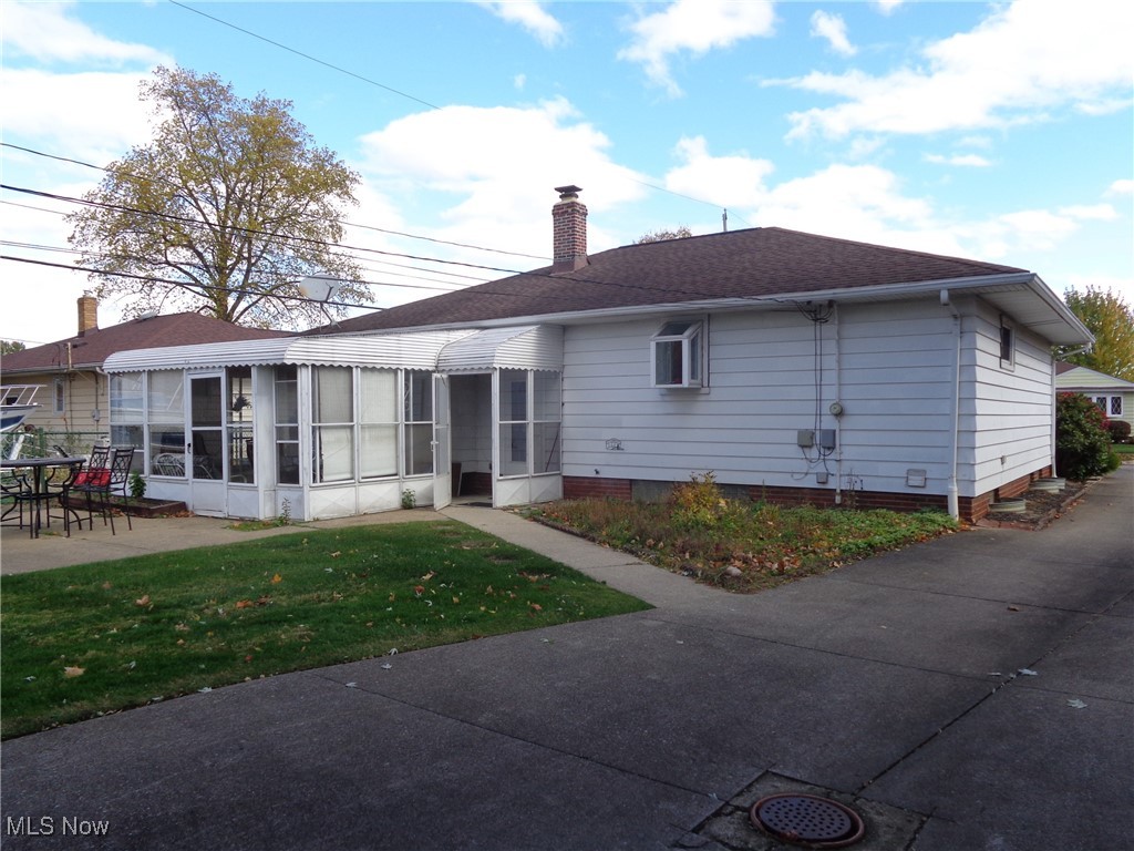 7588 Sleepy Hollow Drive