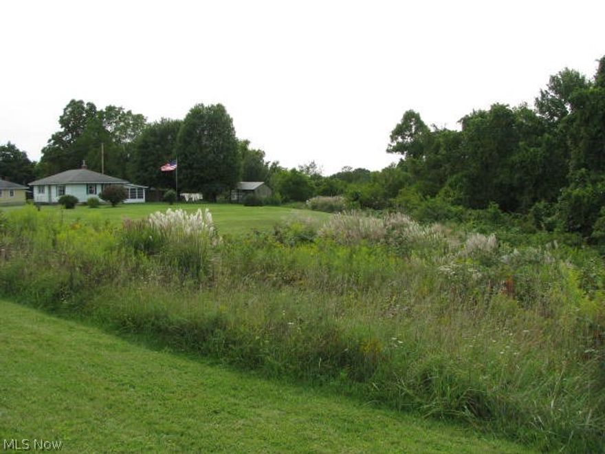 Nice building site in EGSD, not far from Salt Fork State Park & I77. Paved road with lots of road frontage, County water & AEP electric available. Owner s keeping mineral rights. Deed restrictions: No businesses, no campers, & no manufactured homes, single or doublewides.