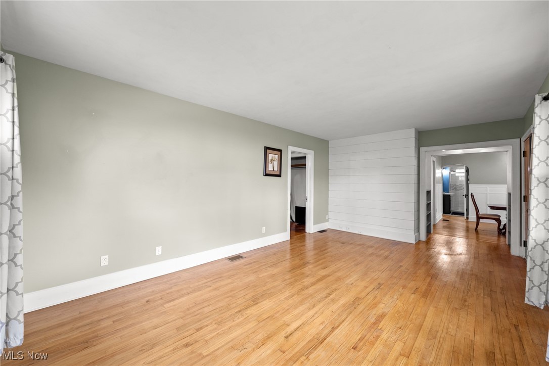 1012 Orlen Avenue, Cuyahoga Falls, Ohio image 11