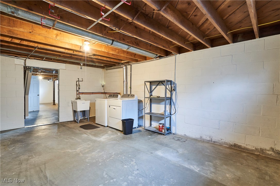 206 Benson Road, Akron, Ohio image 21