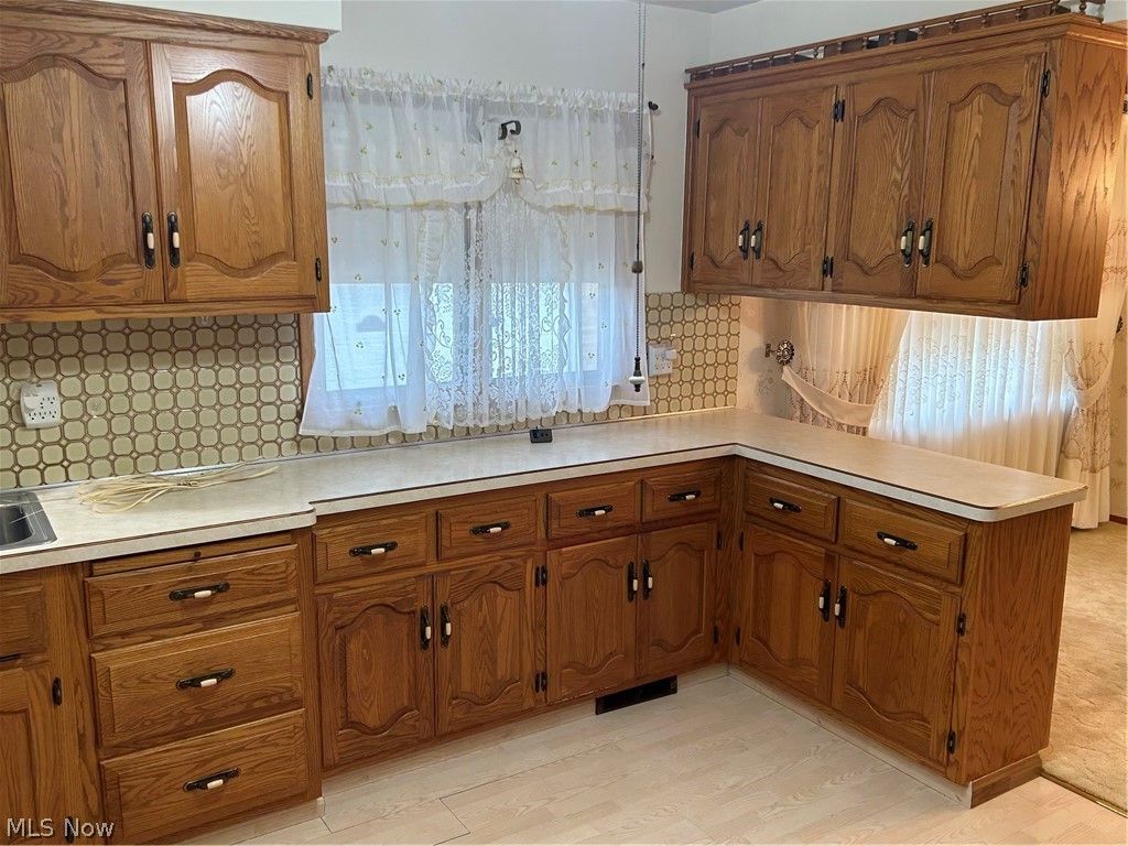 Photo of 4716 Forest Edge Drive, Brooklyn, OH 44144 (MLS # 5198934)