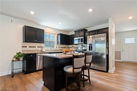 Tiny photo for 1011 Sunrise Way, Akron, OH 44312 (MLS # 5187062)