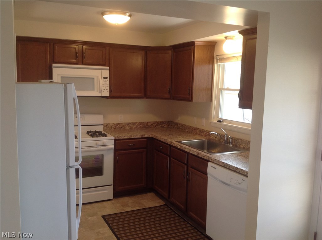 Bedford Park Est #1 - Residential