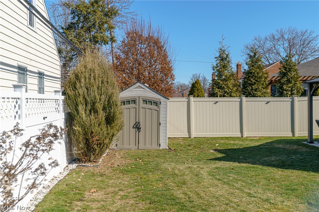 S H Kleinman Realty Cos Briar - Residential