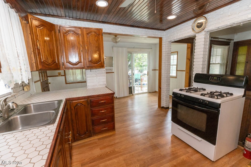 Hill Crest - Residential