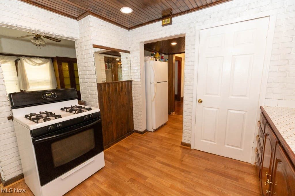 Hill Crest - Residential