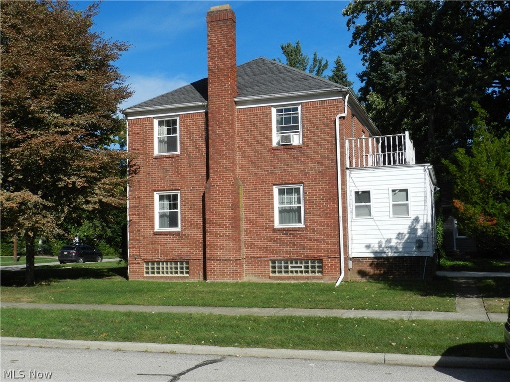 651 Elmwood Road