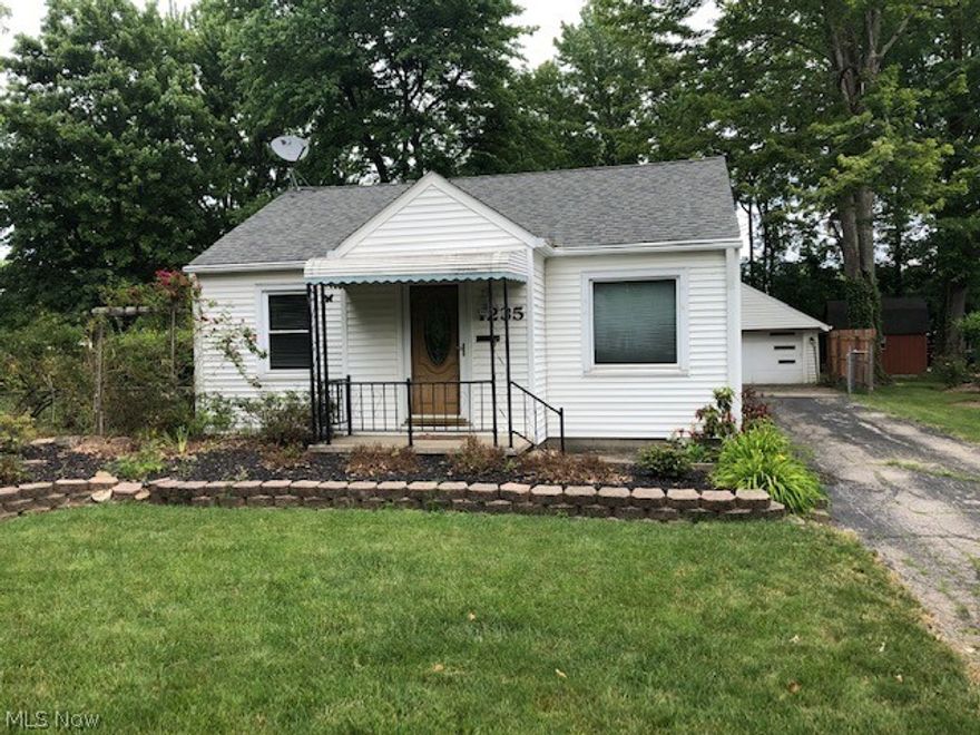 3 Bdrm 1 1/2 Bath Ranch.  Large Deck & Patio area.  Appliances