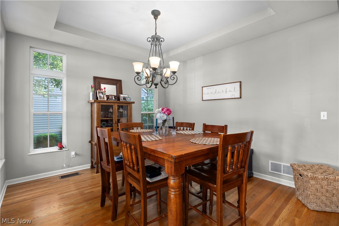 652 Lakeside Drive