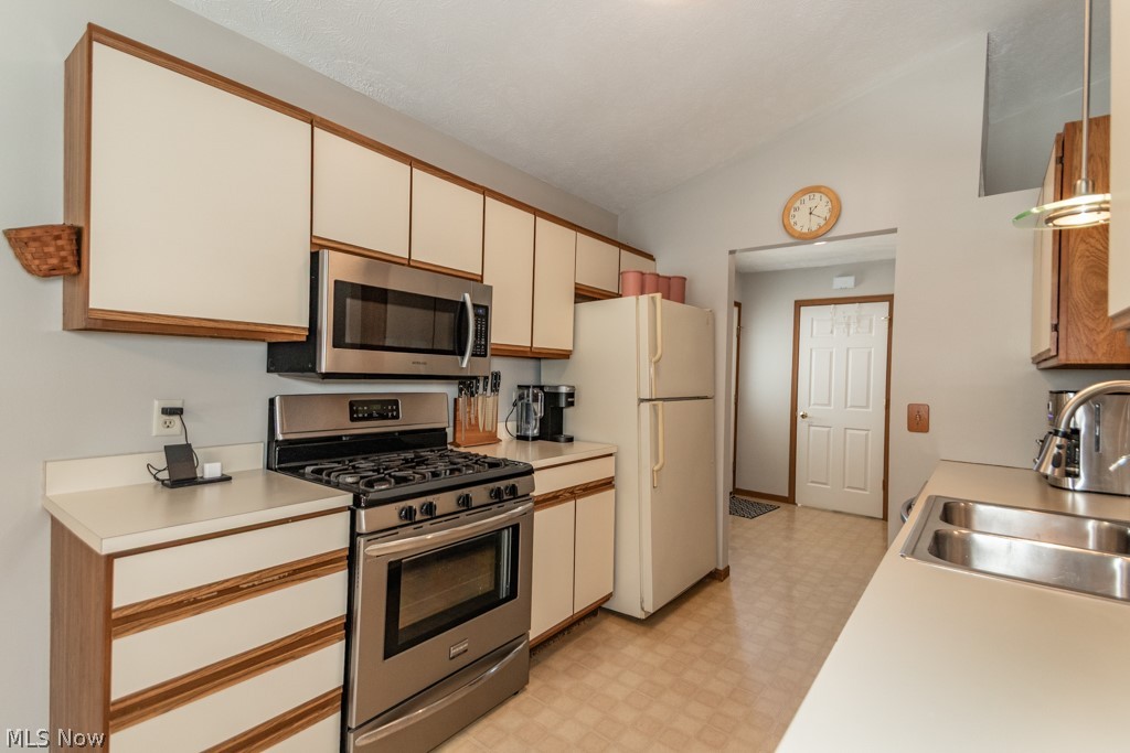 340 Parkway Boulevard