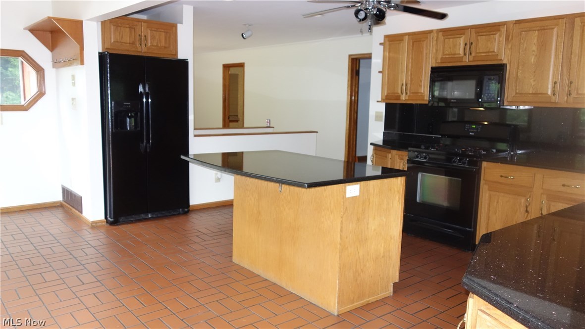 Shore Acres 04 - Residential