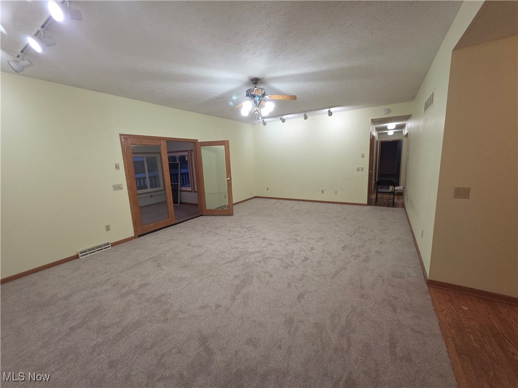 Pheasant Ridge - Residential