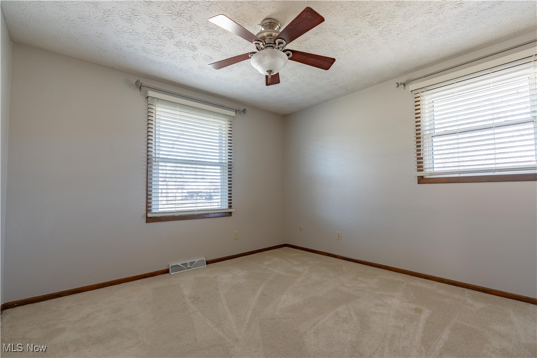 7290 Knight Street, Massillon, Ohio image 24