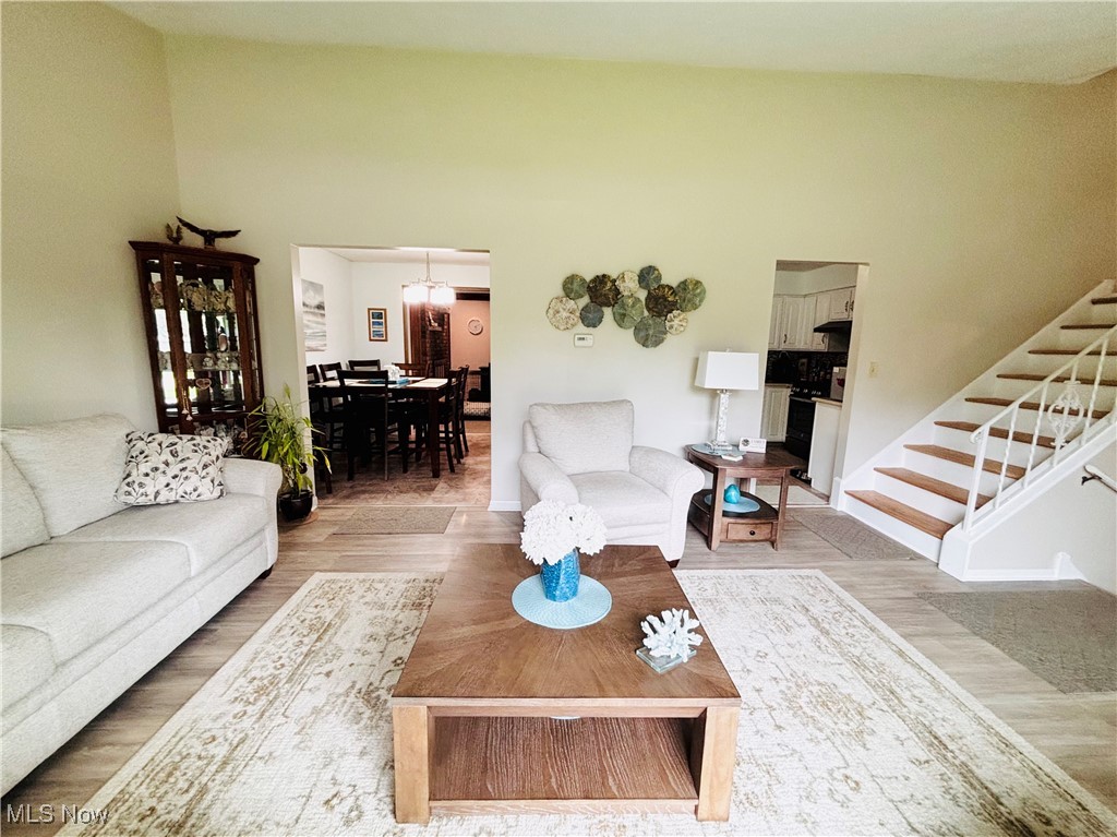 23593 Carriage Lane, North Olmsted, Ohio image 17