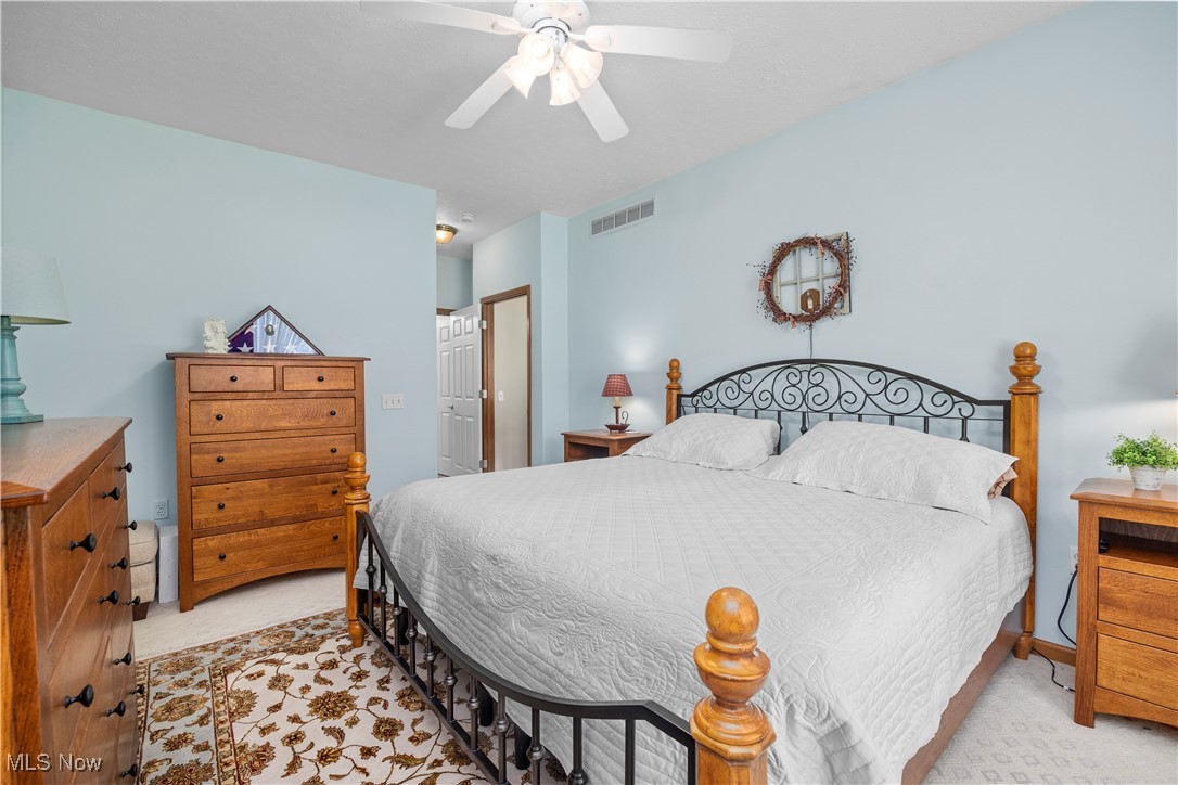 2201 Langford Lane, Avon, Ohio image 23