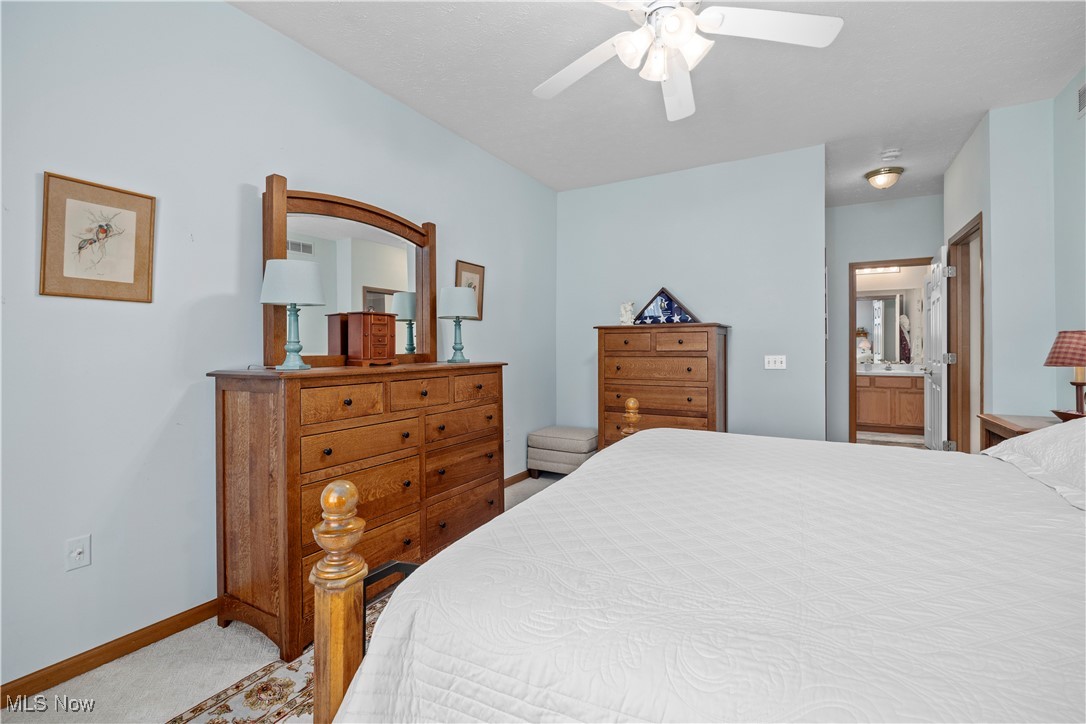 2201 Langford Lane, Avon, Ohio image 24