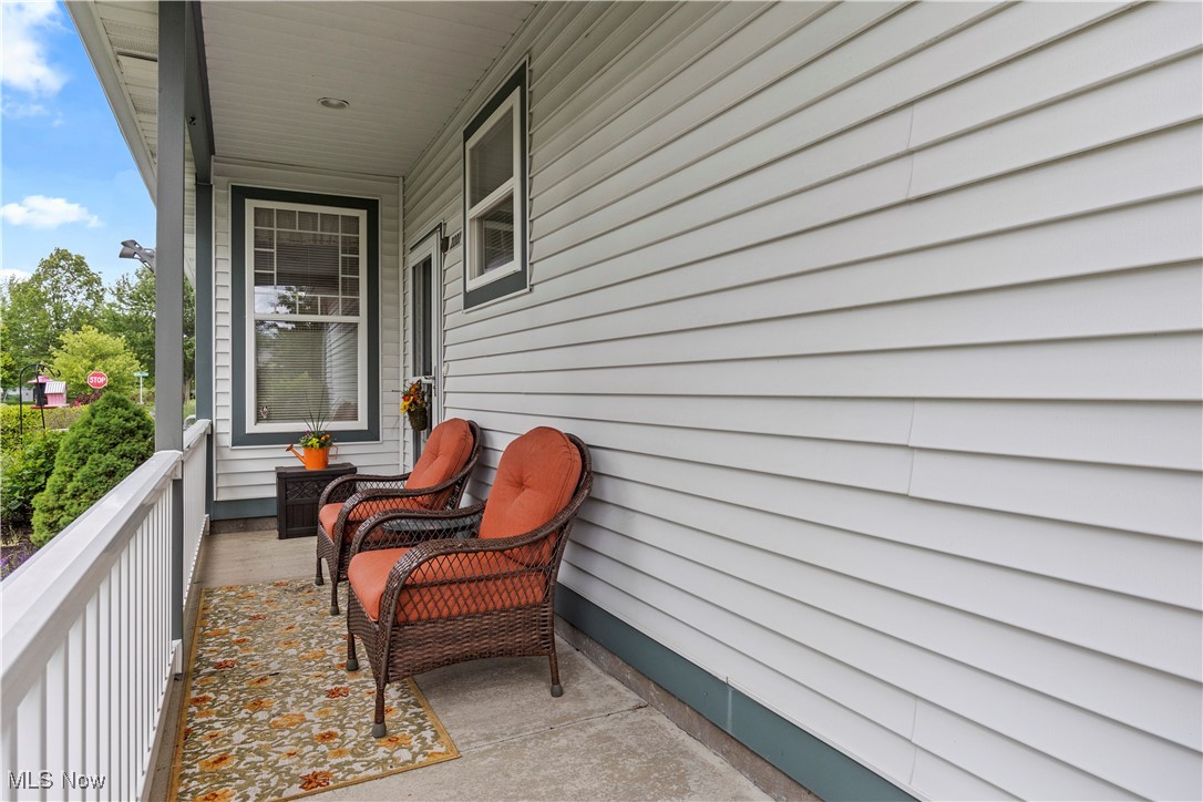 2201 Langford Lane, Avon, Ohio image 4