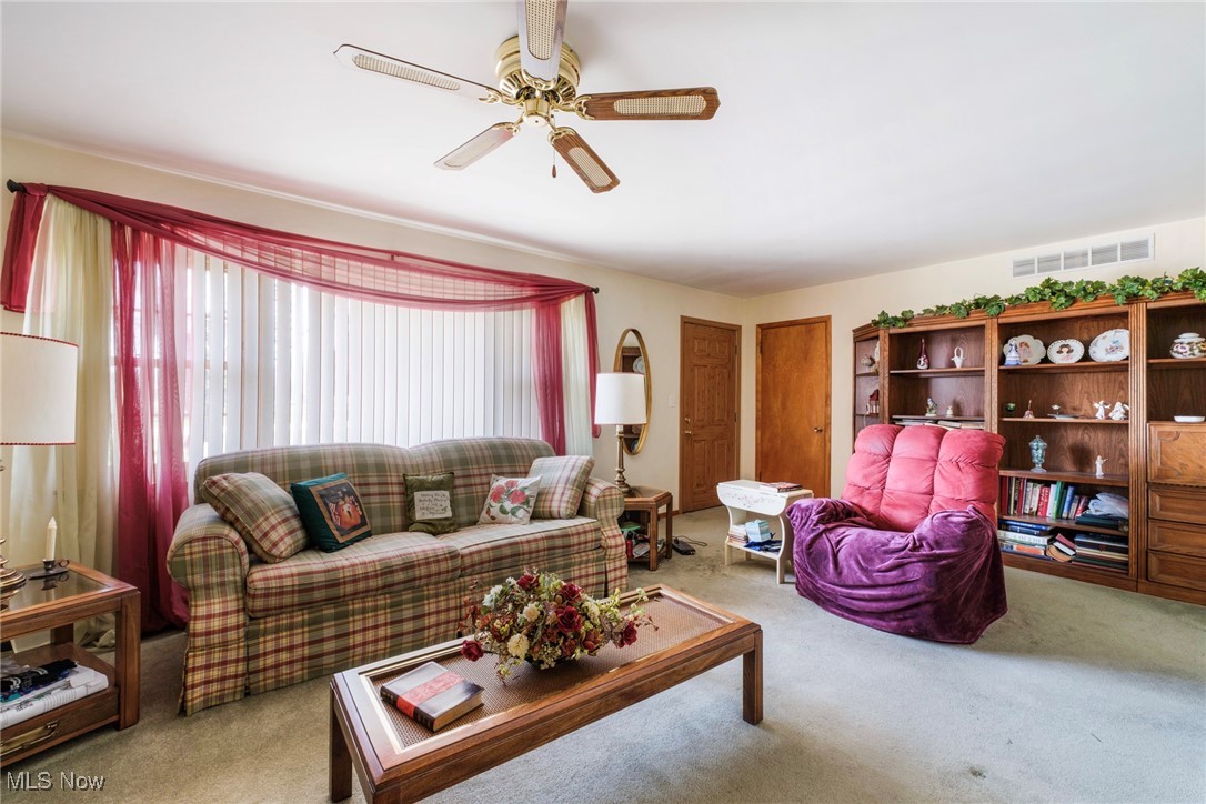 1101 Johnson Plank Road, Warren, Ohio image 4