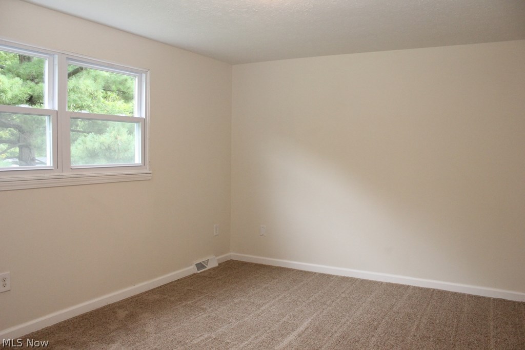 Drake Estates 04 - Residential