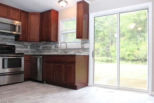 Drake Estates 04 - Residential