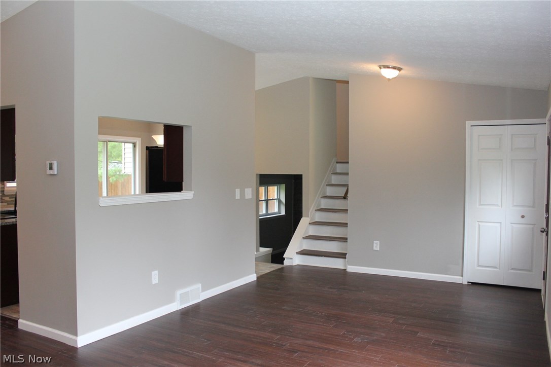 Drake Estates 04 - Residential