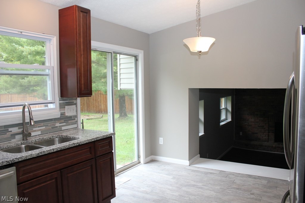 Drake Estates 04 - Residential