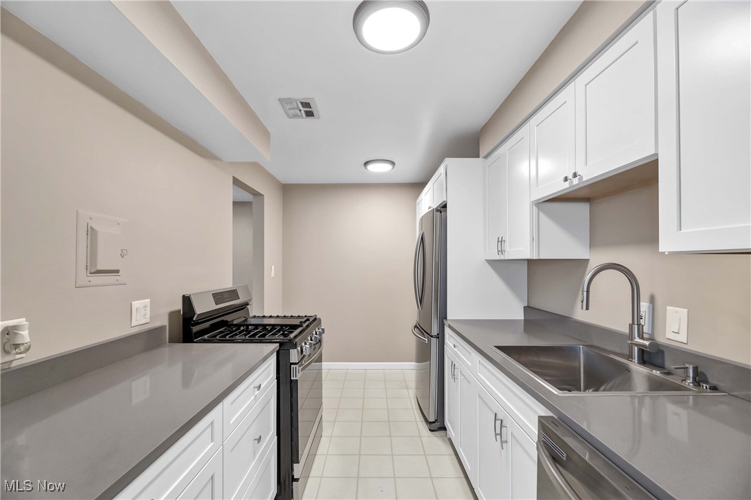 12900 Lake Avenue #1208, Lakewood, Ohio image 14
