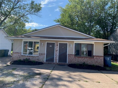 326/328 Abbe Road Sheffield Lake OH 44054