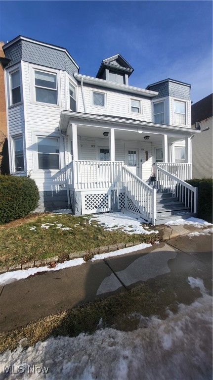 Lakewood, Ohio 44107, United States, 3 Bedrooms Bedrooms, ,2 BathroomsBathrooms,Residential,Active,80816