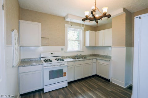 Tiny photo for 65 N Richview Avenue, Youngstown, OH 44509 (MLS # 5215585)