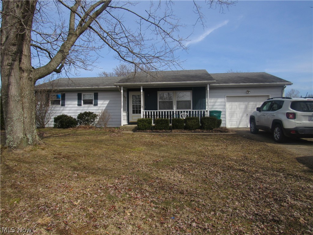 Perfection!!! This home has so much to offer! 3 bedrooms conveniently located on the main floor. Directly off kitchen is the deck overlooking the fenced back yard. Garage is located directly off kitchen, making those grocery store trips a breeze. The finished basement gives this home that extra space you're looking for as well. 2nd bath is located off basement- along with pantry space. Don't hesitate- this one wont last.