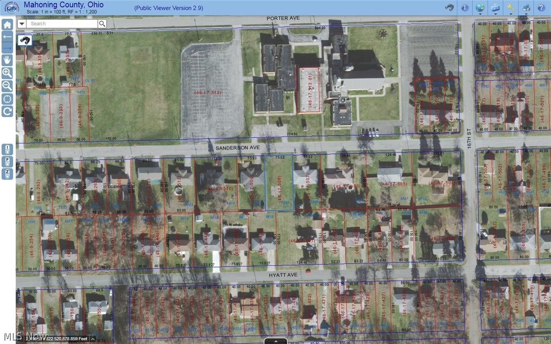 Main image without alt text