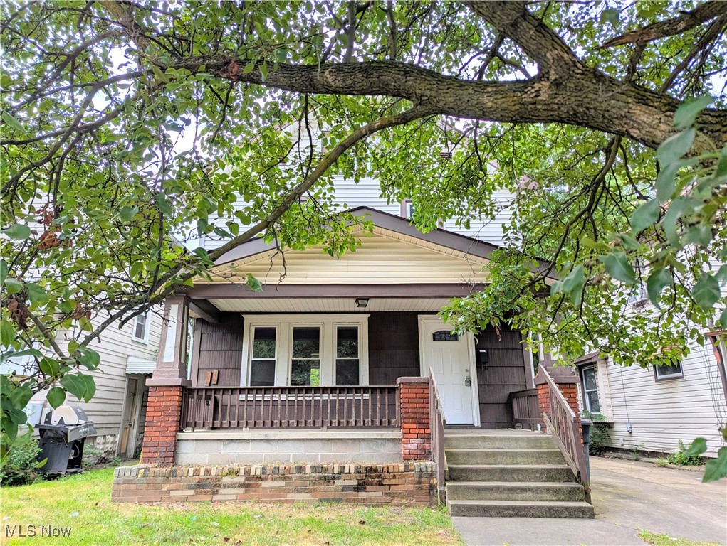 Attention Investors & Home Buyers! Check Out This Six Bedroom Two Bathroom Colonial on a Dead End Street! Freshly Painted Throughout the Home! Minutes From Shopping, Dining, & Entertainment! The Main Floor Features a Full Bathroom off of the Kitchen, Dining Area & Living Room. Four Bedrooms & Full Bathroom Located on the Second Floor. The Final Two Bedrooms Are Located on The Third Floor. This Vacant Property is Ready for Immediate Occupancy. Schedule Your Showing Today!