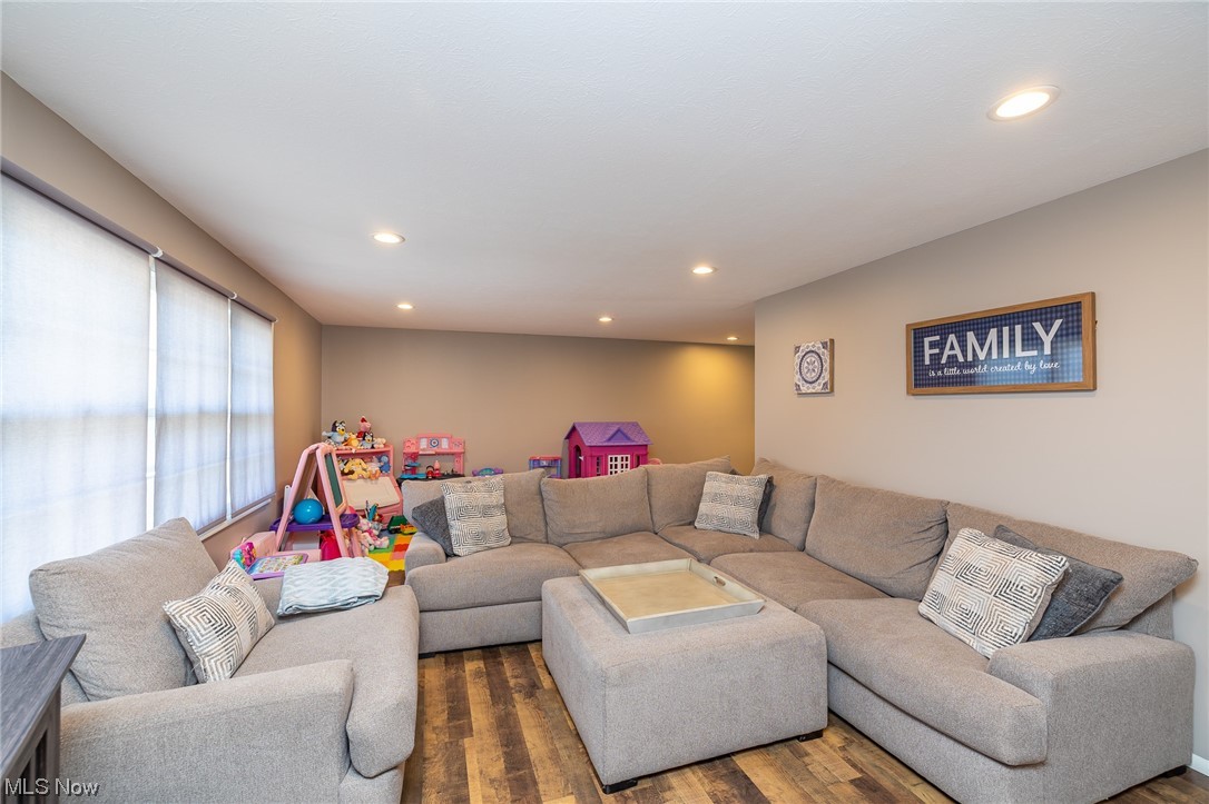 Hickory Hill - Residential