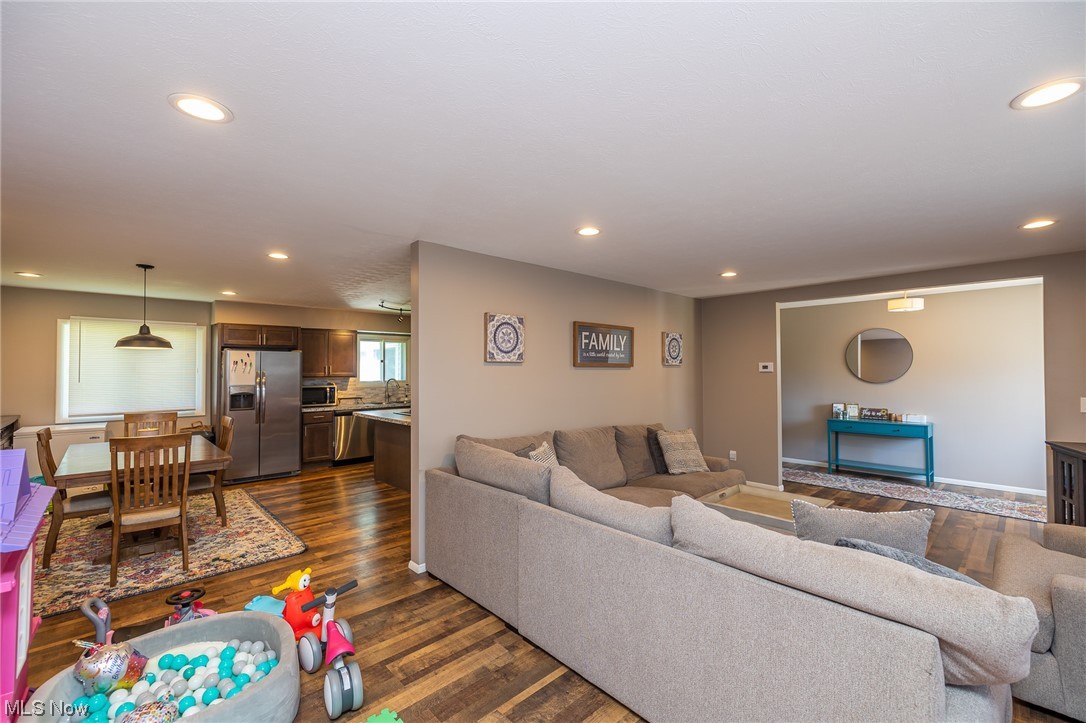 Hickory Hill - Residential