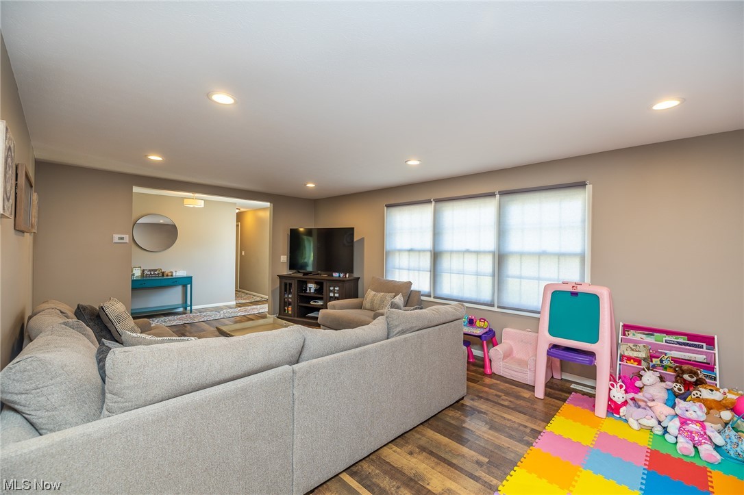 Hickory Hill - Residential