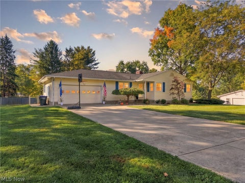 Homes For Sale - 656 N Hidden Valley Road<br/> Cuyahoga Falls, OH 44223