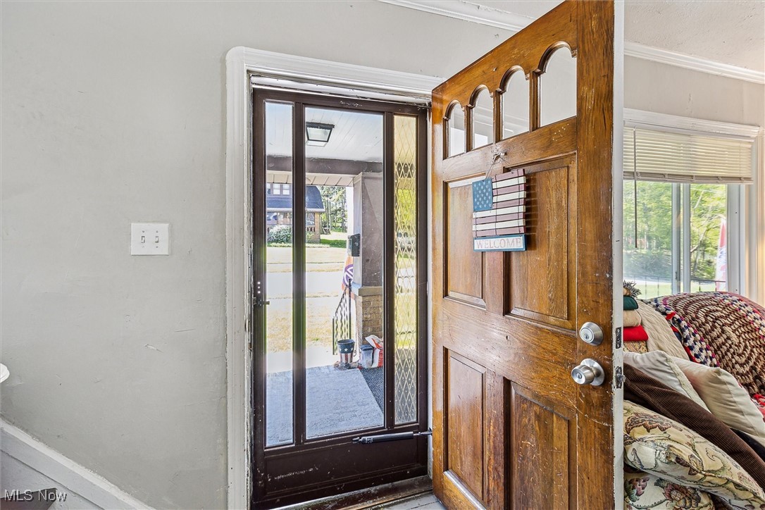 4202 Walter Avenue, Parma, Ohio image 4