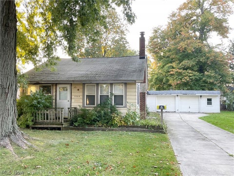 Photo of 5564 Green Oak Avenue, Mentor, OH 44060 (MLS # 5255683)