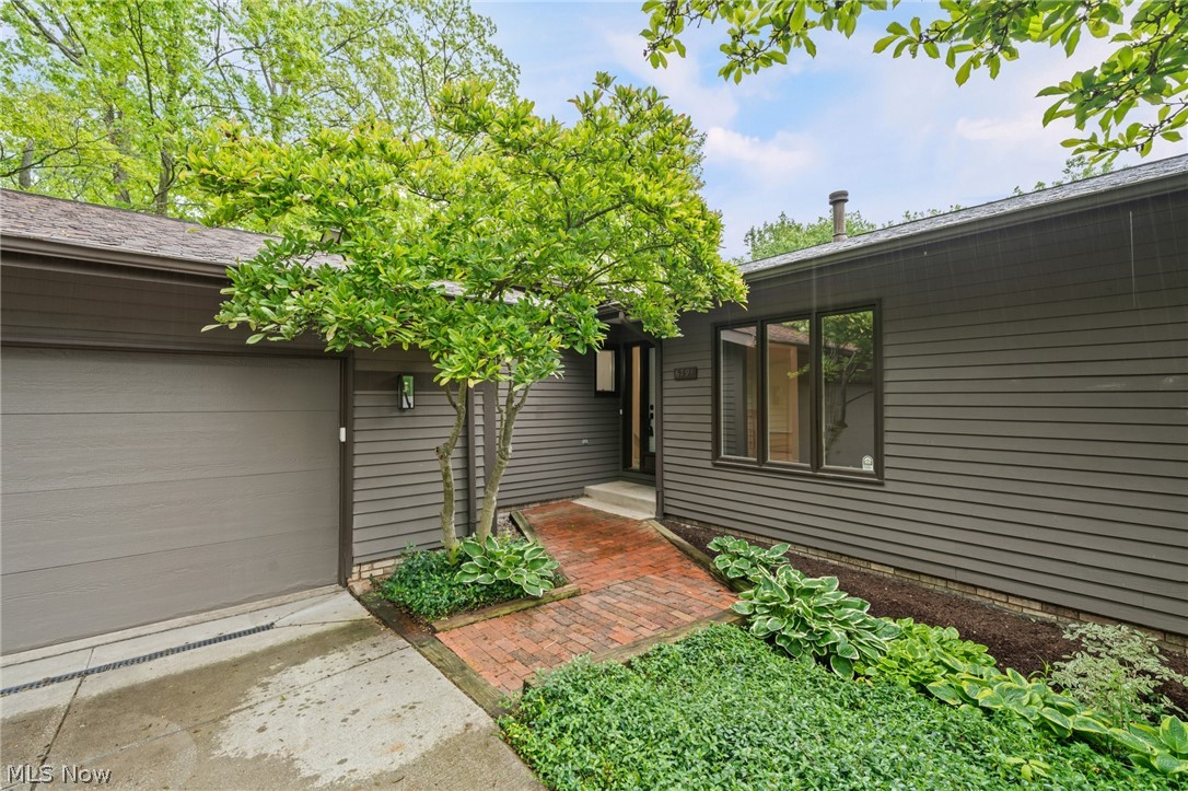 Windward Hills Condo - Residential