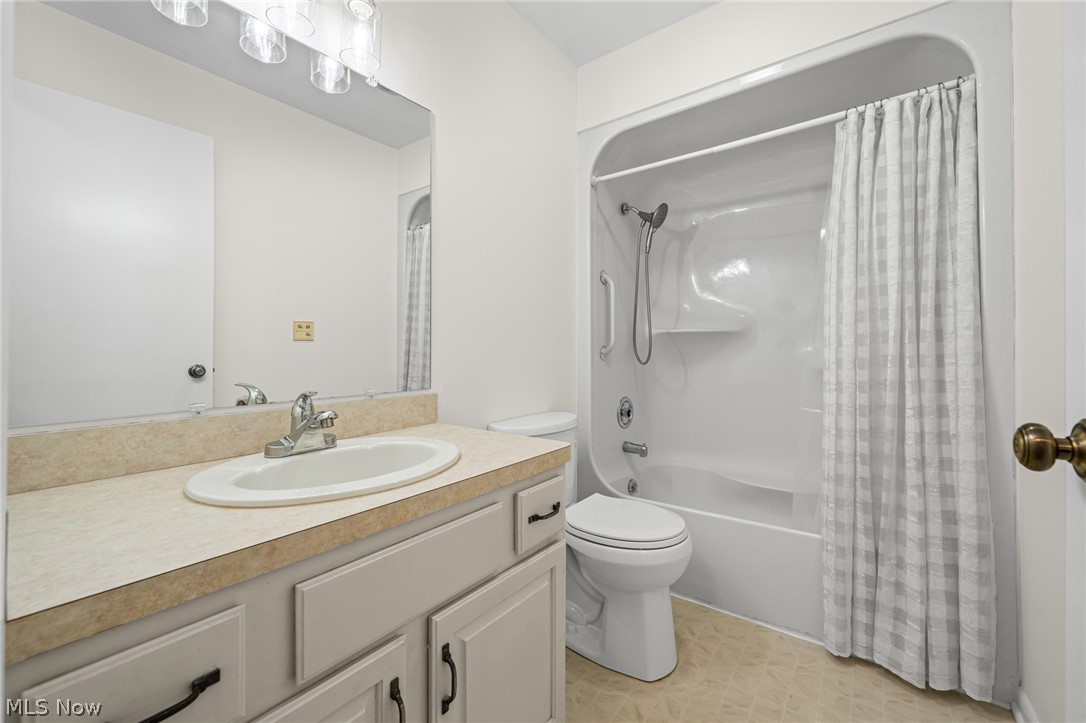 Windward Hills Condo - Residential