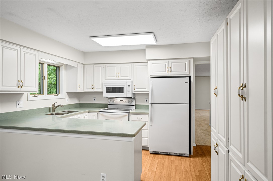 Windward Hills Condo - Residential