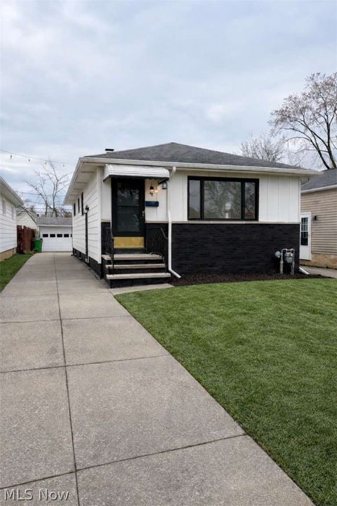 Homes For Sale - 48 William Street<br/> Bedford, OH 44146