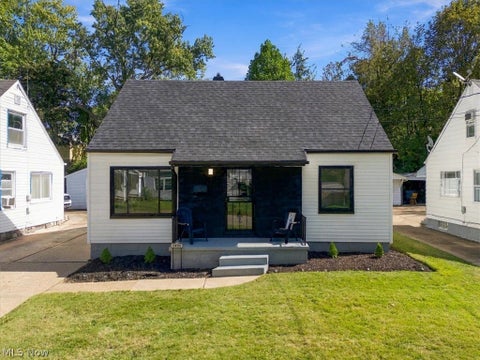 Homes For Sale - 1405 Orlando Avenue<br/> Akron, OH 44320