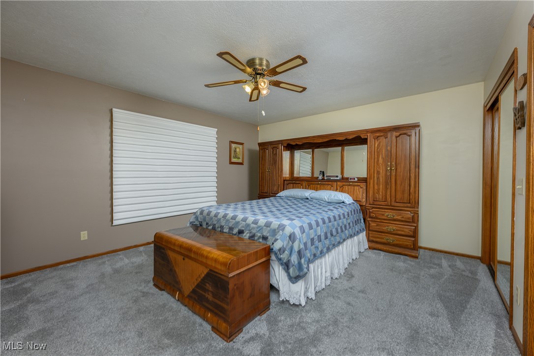 140 Jessica Drive, Dover, Ohio image 20