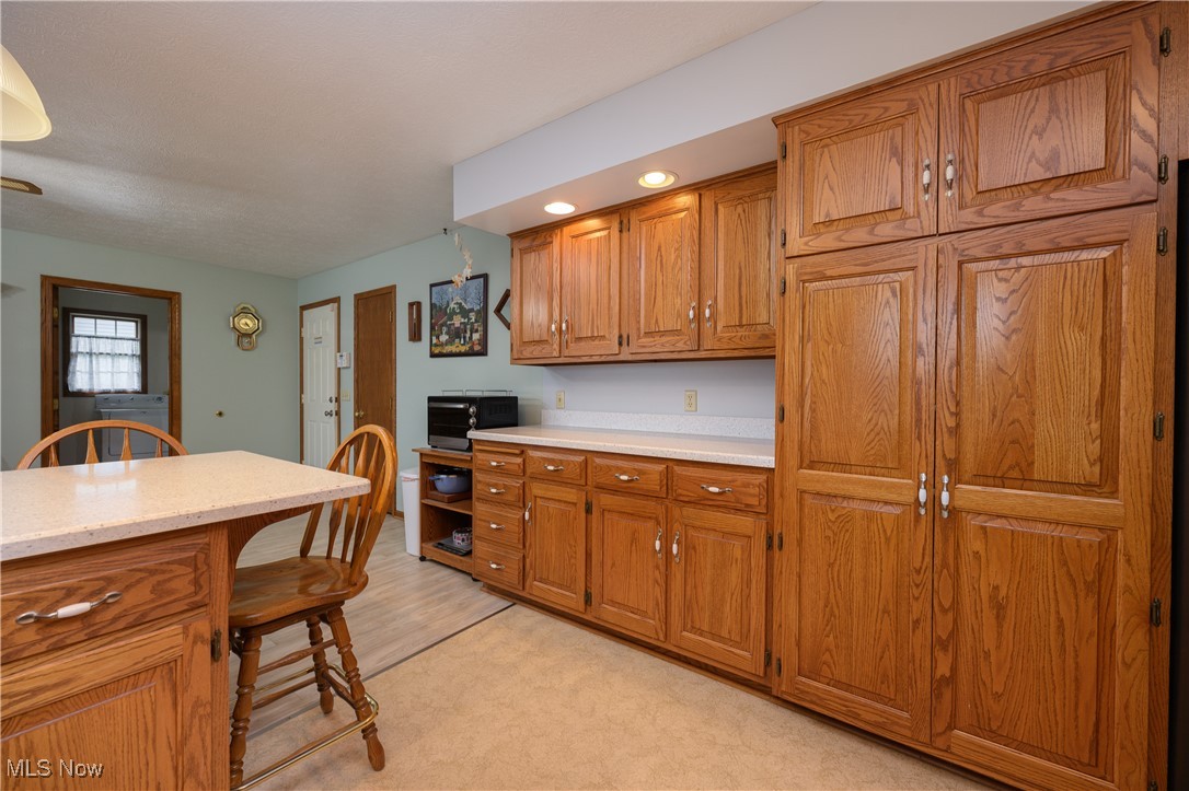 140 Jessica Drive, Dover, Ohio image 18