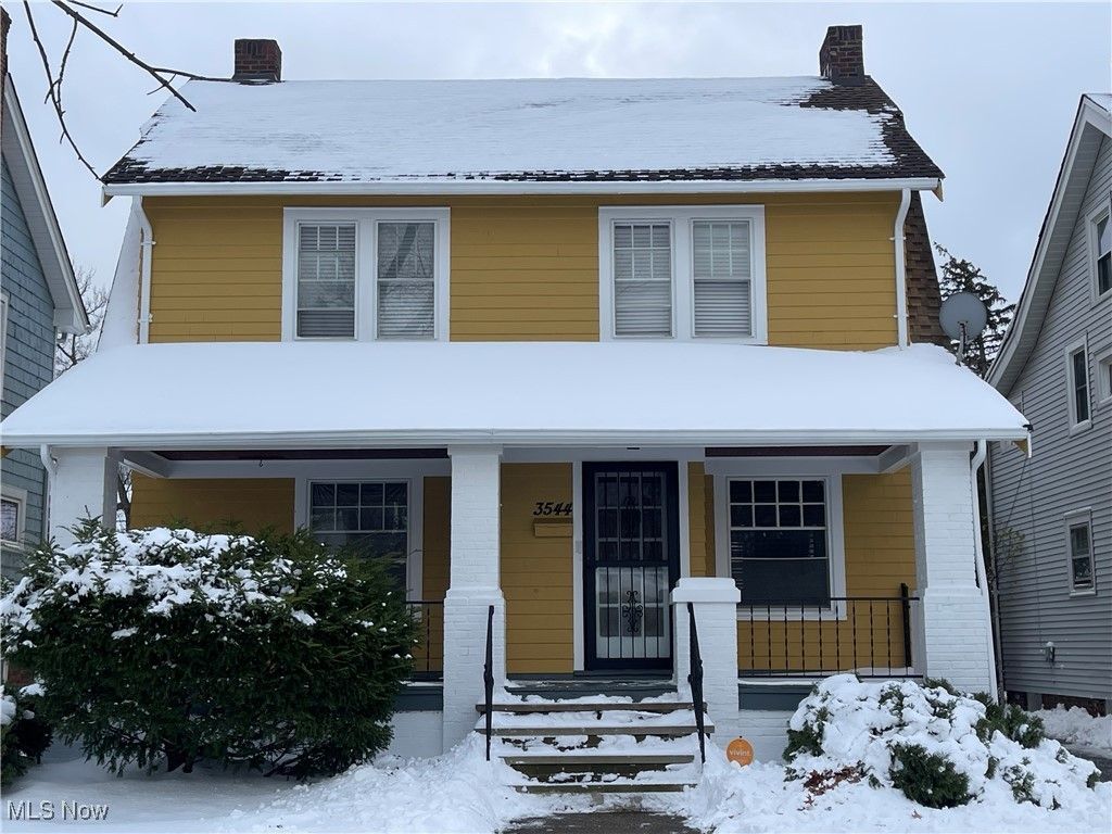 Photo of 3544 Silsby Road, Cleveland Heights, OH 44118 (MLS # 5174727)