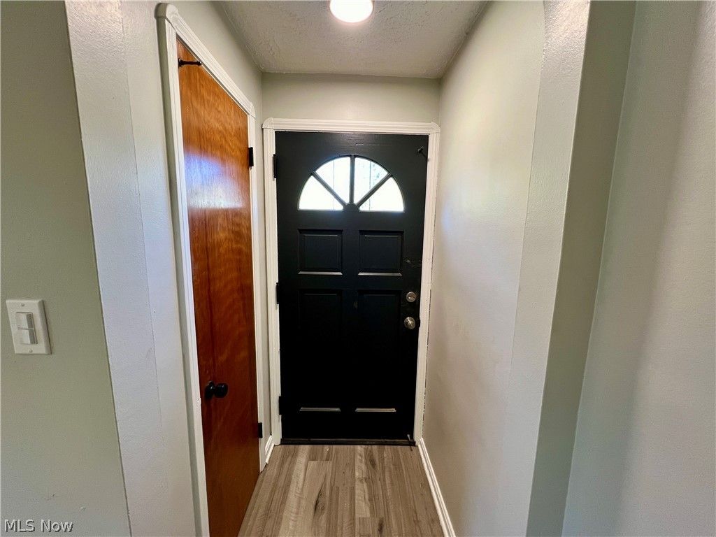 Photo of 18108 Mccracken Road, Maple Heights, OH 44137 (MLS # 5205815)