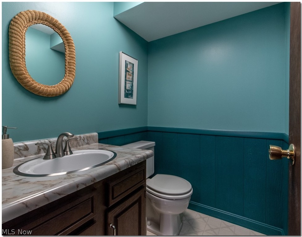 Richmond Place Condominium - Residential