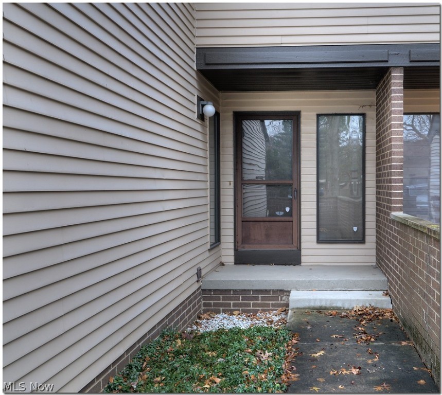 Richmond Place Condominium - Residential